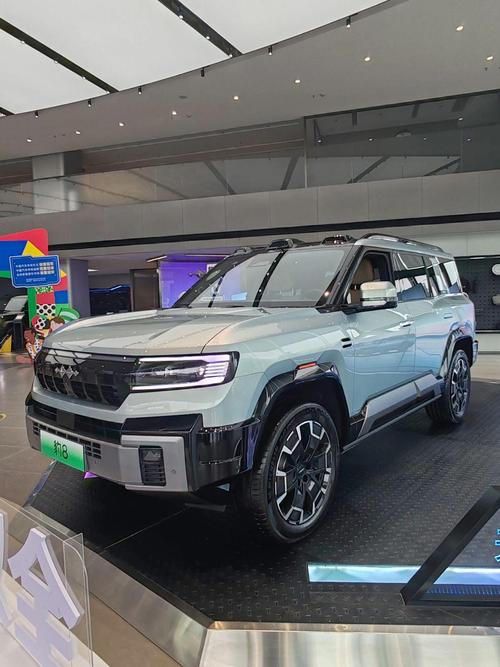 佛山86比亚迪方程豹硬派越野的爆款，英菲尼迪35周年与你共成长